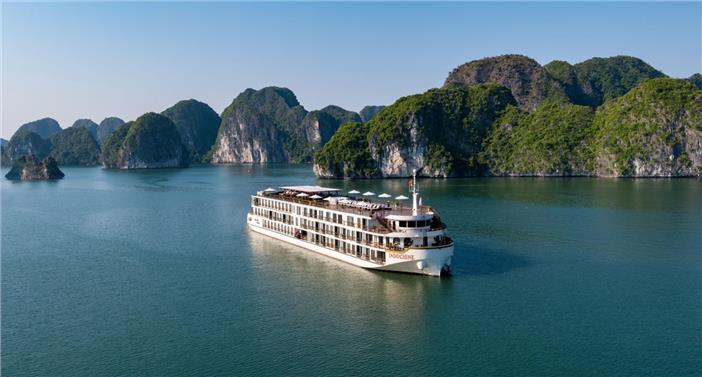 Du thuyền Indochine Lan Hạ